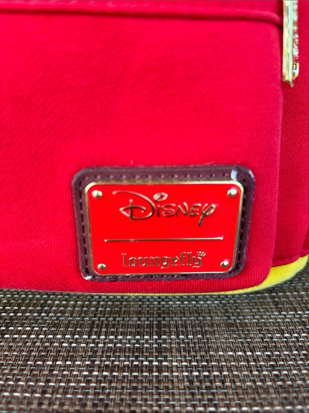 Disney Loungefly Winnie the Pooh Flower Crown Mini Backpack - Picture 2 of 12